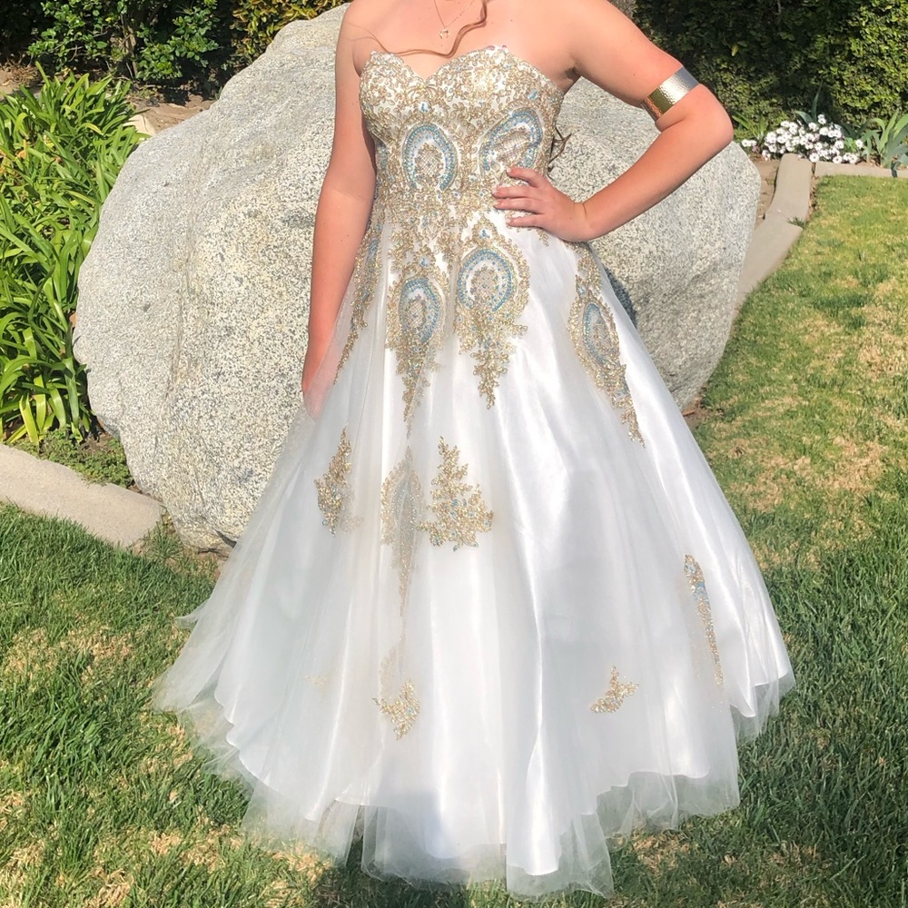 Prom dress